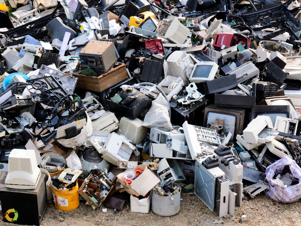 Cos'è il RAEE e come riciclare i rifiuti elettronici