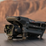 Il primo drone a tripla fotocamera ottica al mondo, DJI Mavic 3 Pro